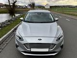 Ford Focus Titanium | 46.000 | TÜV 2027 | Kamera  - Ford Focus mit Benzin-Antrieb: Limousine, 2.0