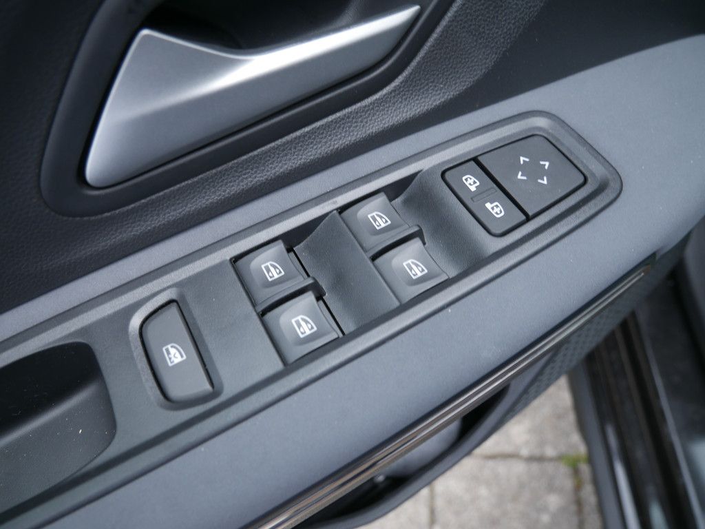 Fahrzeugabbildung Dacia Sandero Stepway Extreme TCe 110