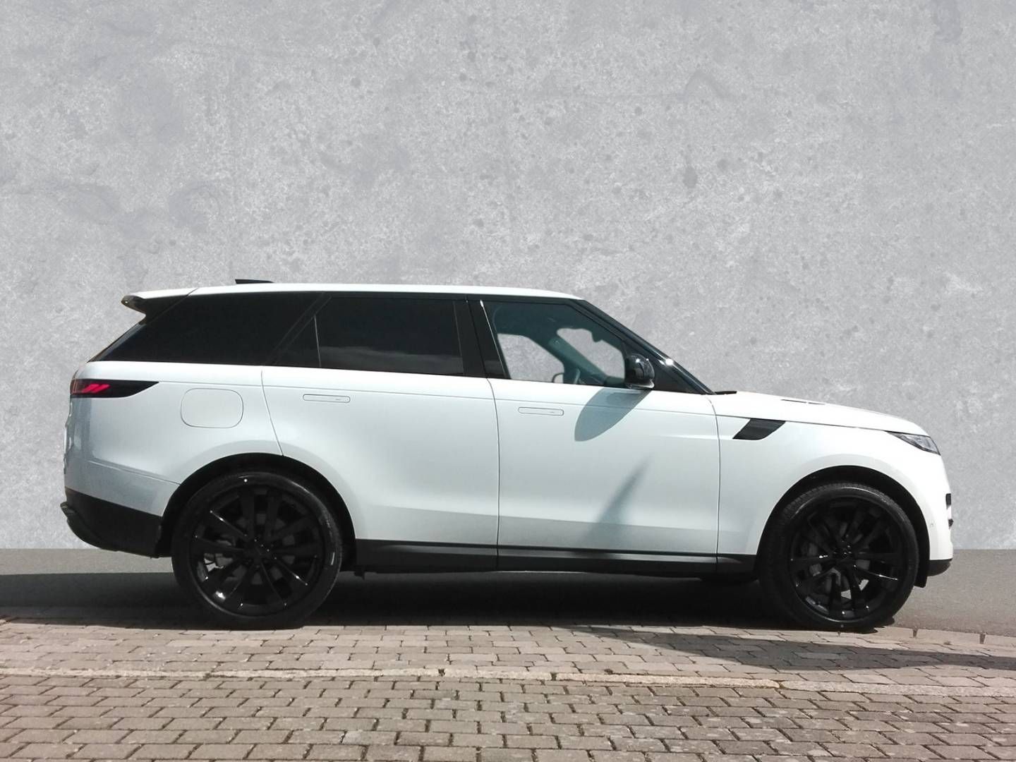 Fahrzeugabbildung Land Rover Range Rover Sport D250 SE