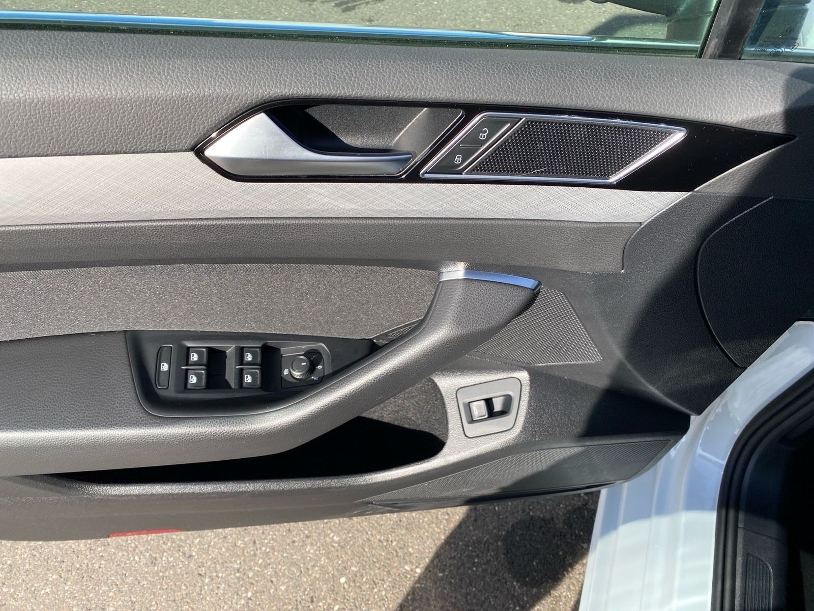 Volkswagen Passat Variant - Bild 12