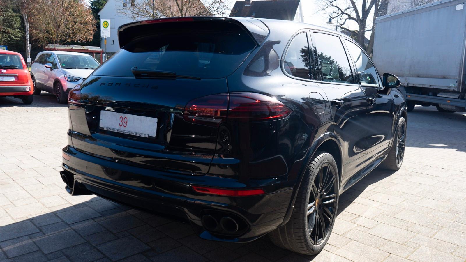 Porsche Cayenne Turbo S 21" Panorama PCCB
