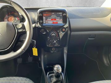 Peugeot 108 TOP Style VTI 72 Klima+SHZ+RFK+Carplay
