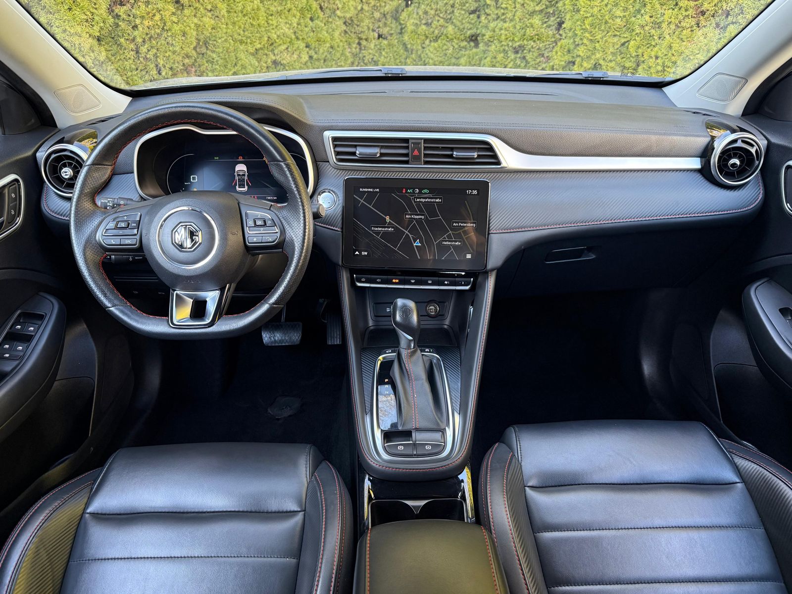 Fahrzeugabbildung MG ZS 1.5VTi Aut. Luxury LEDER+LED+NAV+SHZ+KAM+ACC+
