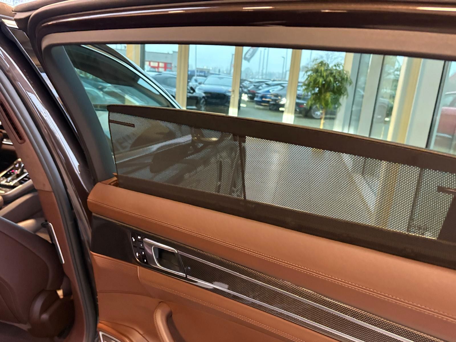 Fahrzeugabbildung Porsche Panamera Turbo S E-Hybrid Executive