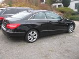 Mercedes-Benz E 350 CGi Coupe,Automatik,LEDER,Navi,Xenon,PDC - Mercedes-Benz E 350 aus 2010: Coupé