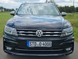 Volkswagen Tiguan Allspace 2.0 TDI DSG R-Line Standheizung - VW Tiguan Allspace Gebrauchtwagen in Hamburg