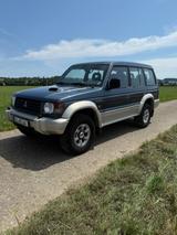 Mitsubishi Pajero 2.8TD  - Mitsubishi Pajero aus 1995 mit Diesel-Antrieb