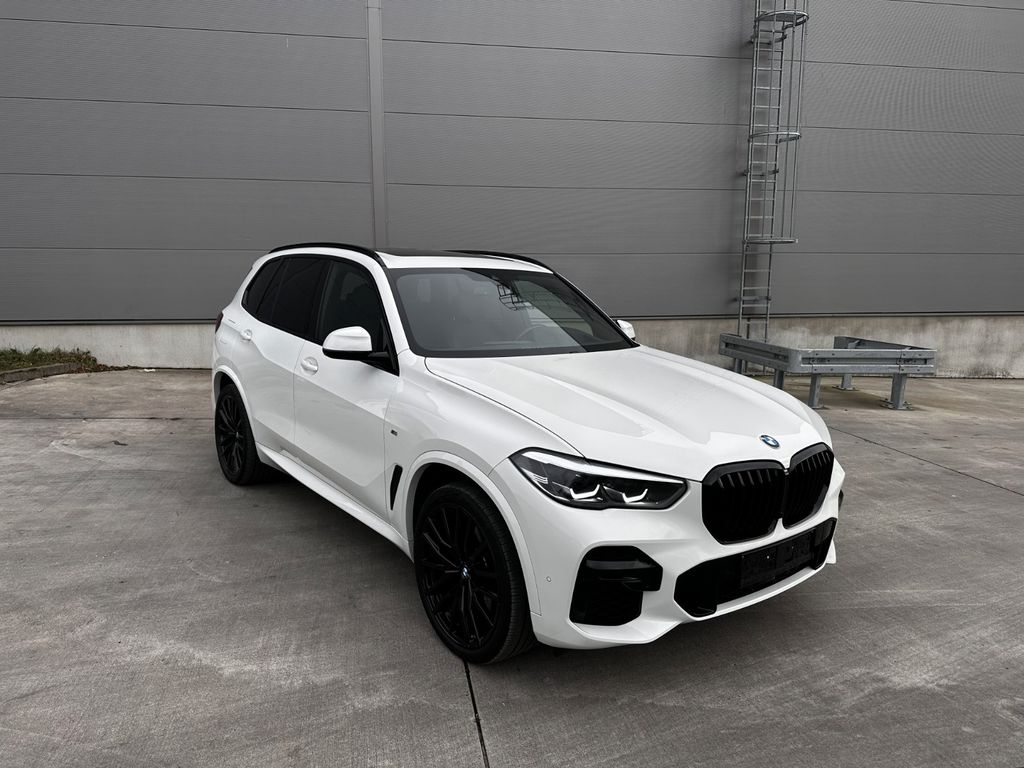 Image of BMW X5