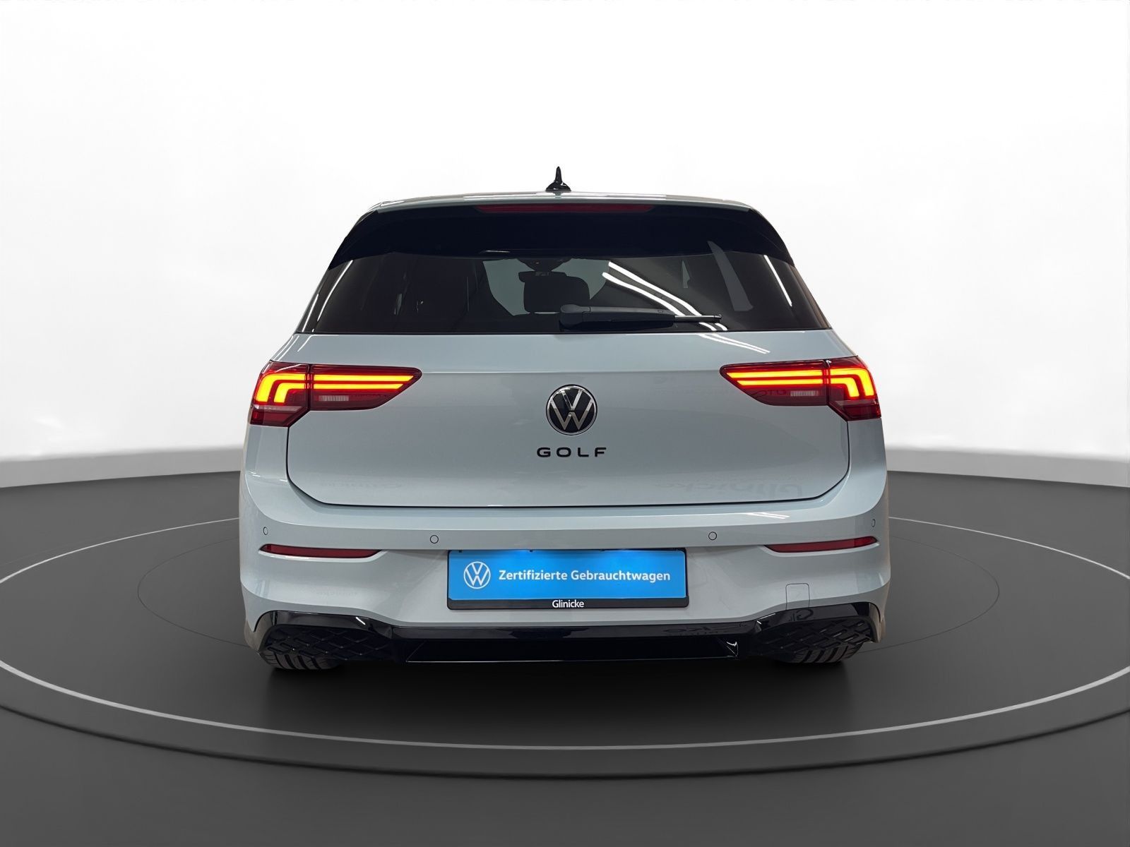 Volkswagen Golf VIII 1.5 TSI R-Line Pano LED Navi RFK ACC foto 4