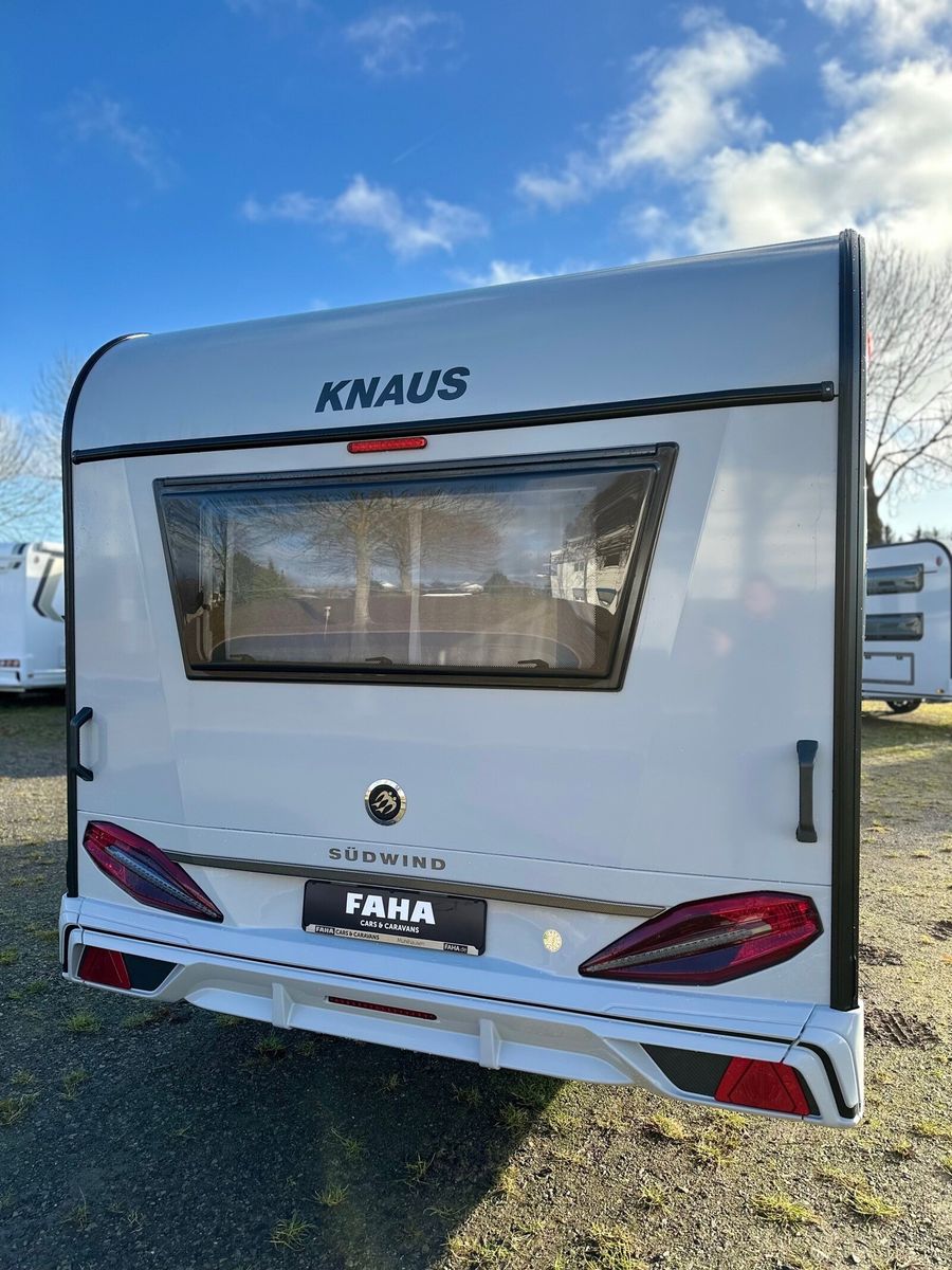 Fahrzeugabbildung Knaus Südwind BLACK SELECTION 540 UE Markise Mono City