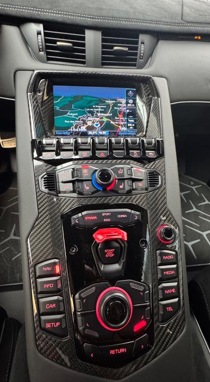 Lamborghini Aventador