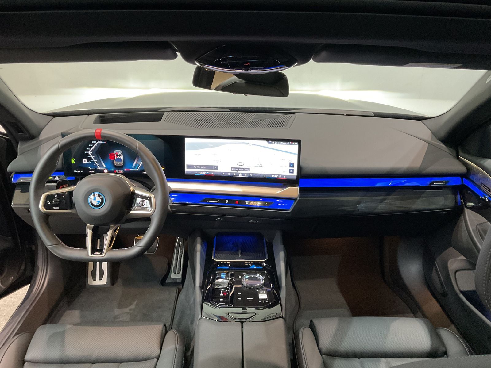 Fahrzeugabbildung BMW i5 M60 xDrive M Sportpaket pro, Sitzbelüftung vo