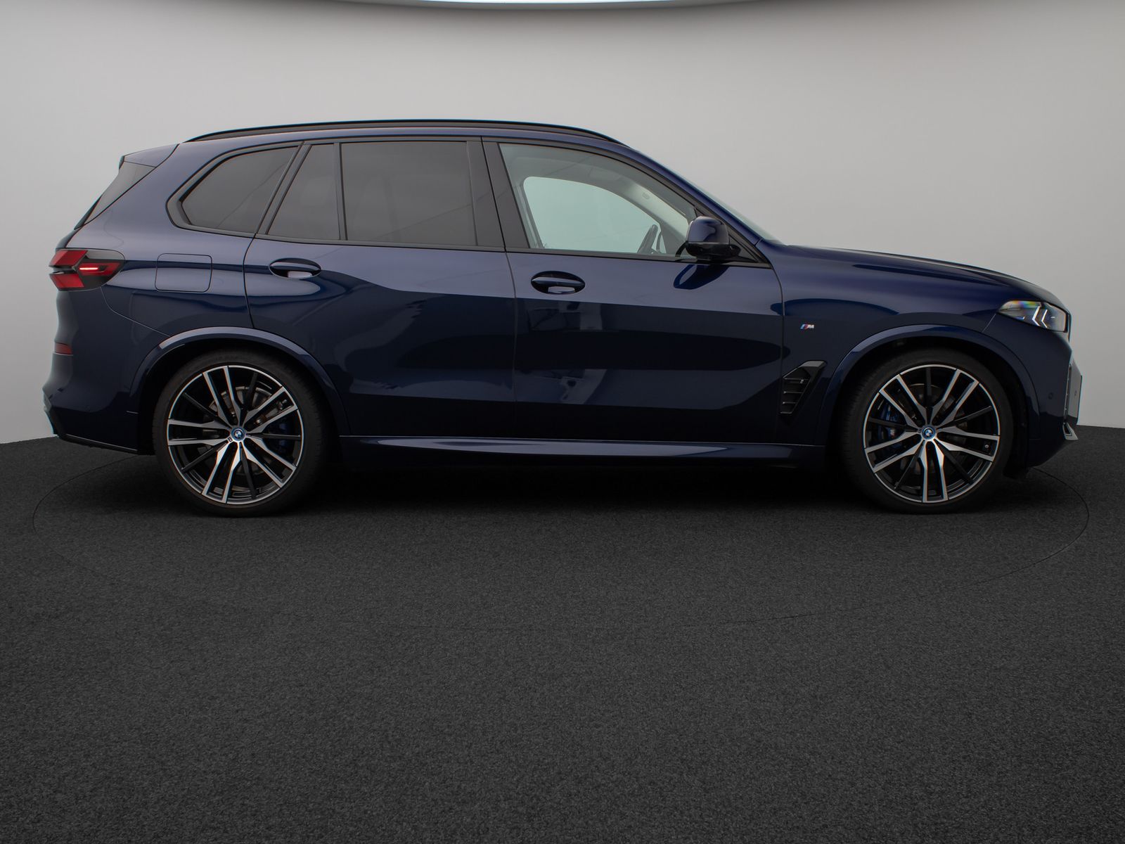 Fahrzeugabbildung BMW X5 xD50e M Sport 360°H/K Panorama Individual 22"