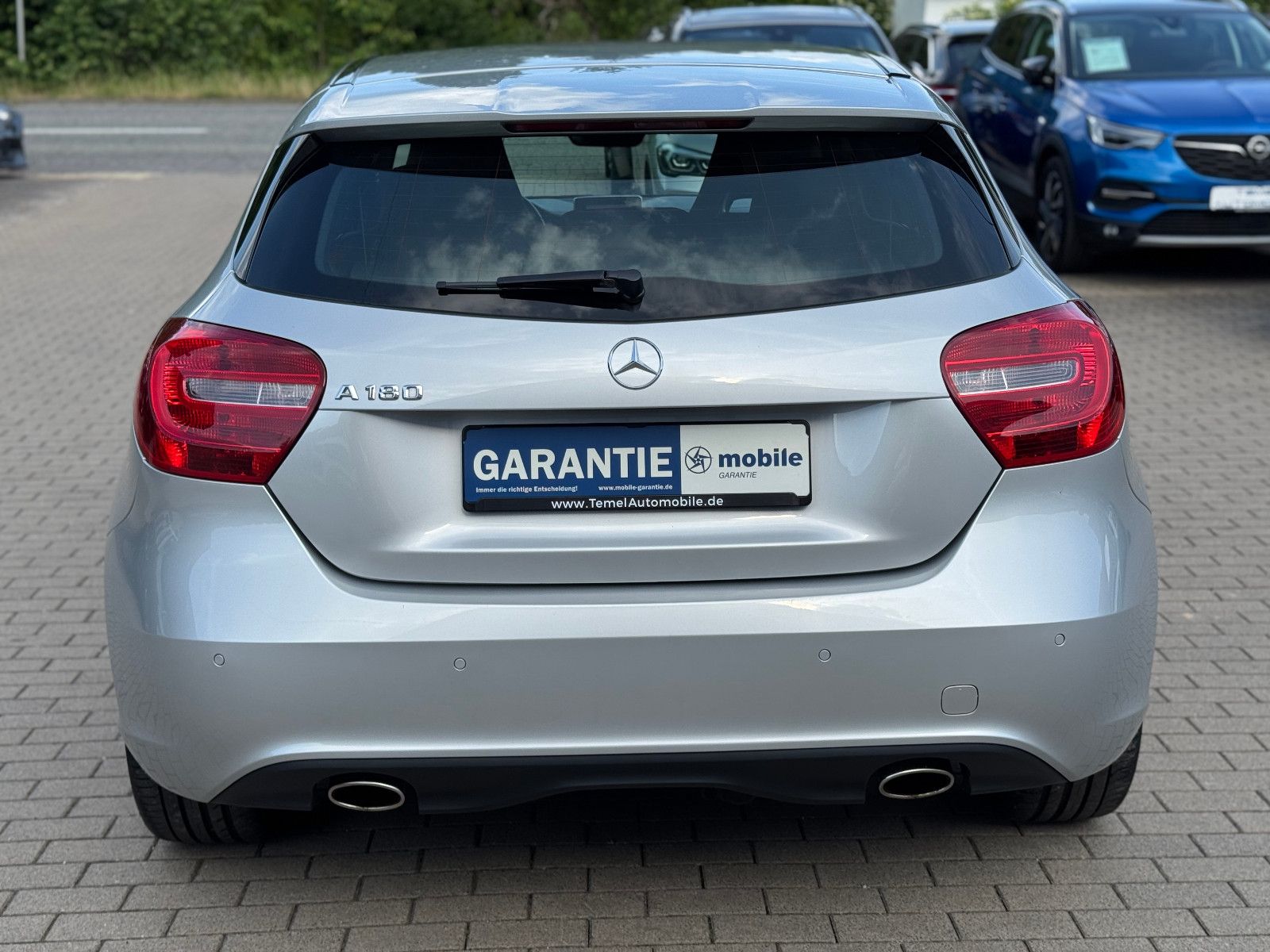 MERCEDES-BENZ A 180, 2012, Benzin, 122 PS