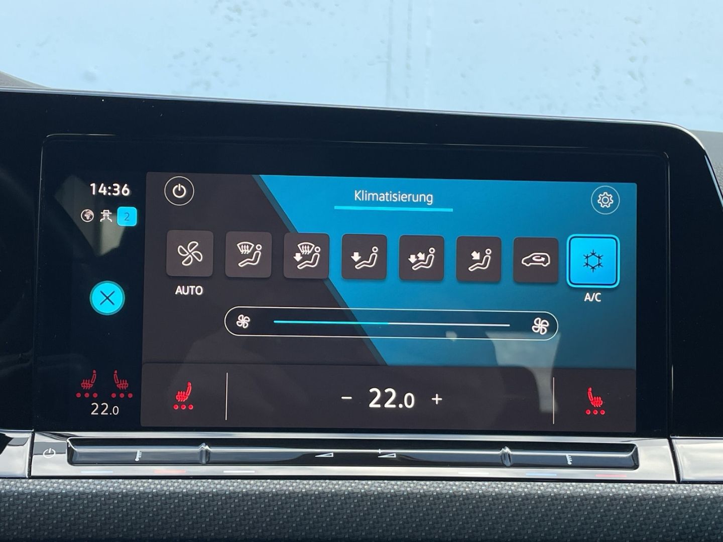 Golf VIII 1.5eTSI DSG R-Line AHK/Kamera/Navi/ACC