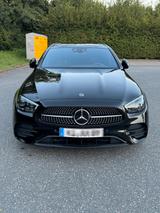 Mercedes-Benz Mercedes Benz E300de Diesel Hybrid/ PANO*S... - Mercedes-Benz E 300 in Kiel