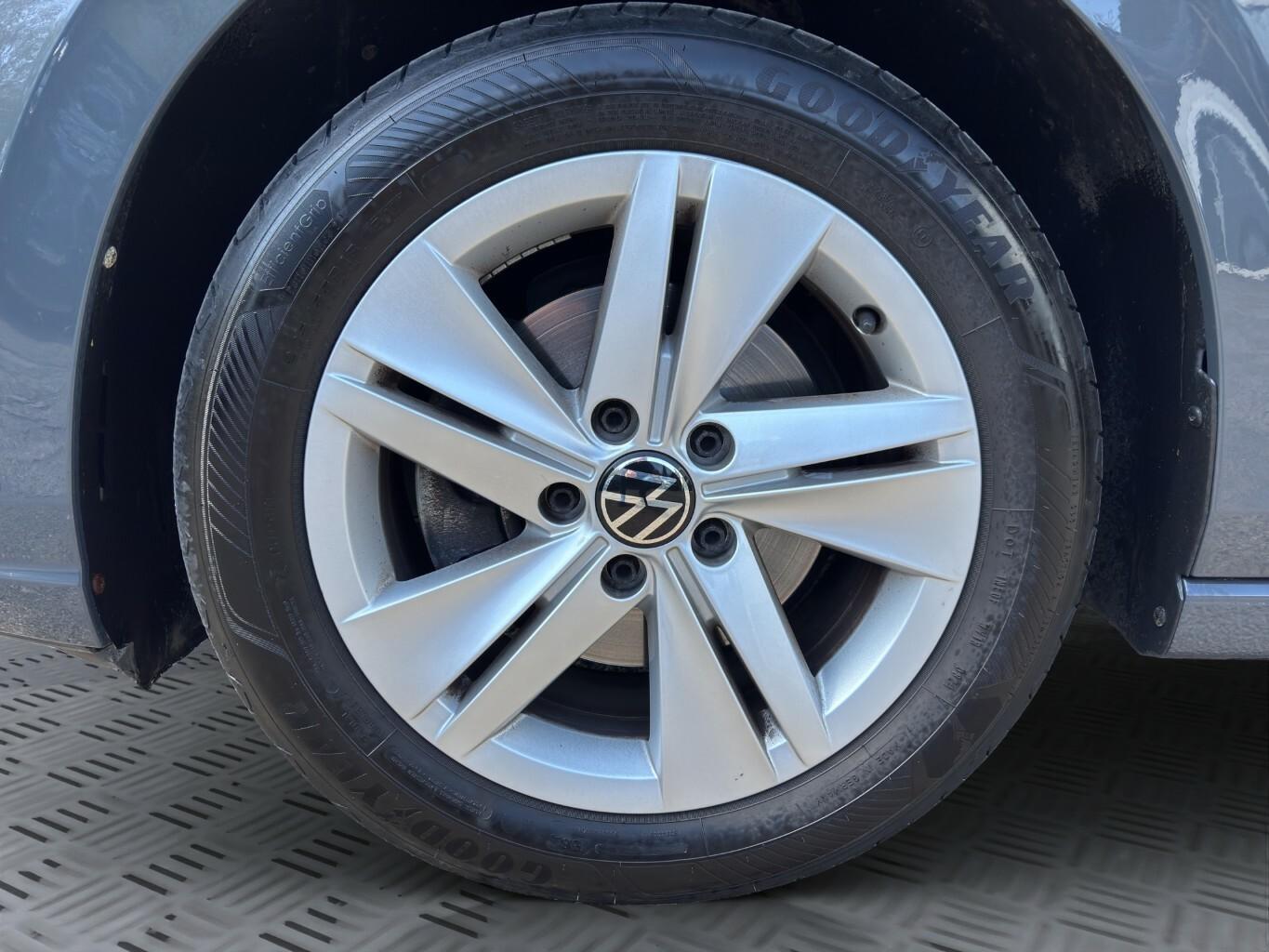 Volkswagen Golf Variant 1.5 TSI Life ACC Navi RearView, миниатюра 15