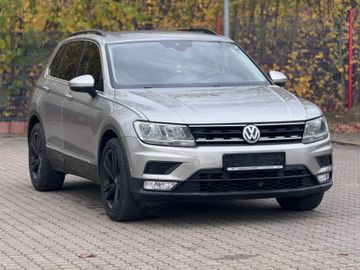 Volkswagen Tiguan - 8