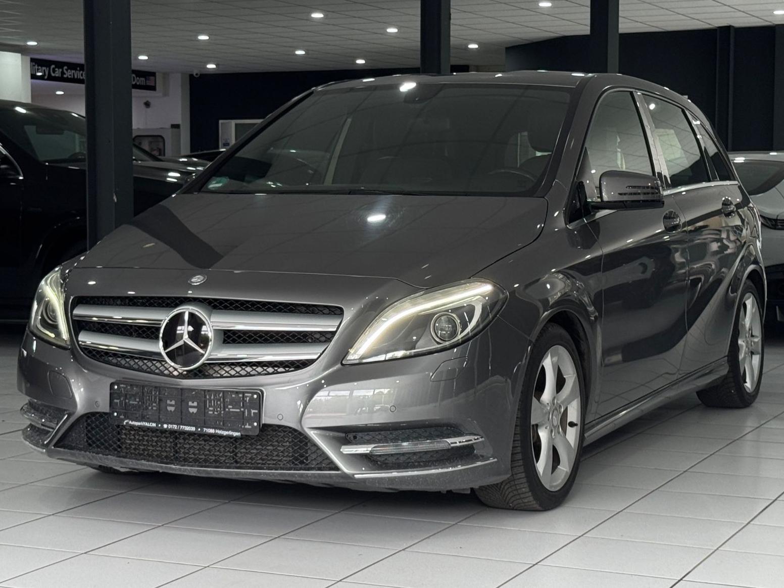 Mercedes-Benz B 200 7G *AUT.*SPORT*R-CAM*LEDER*SHZ*XENON*TEMP*