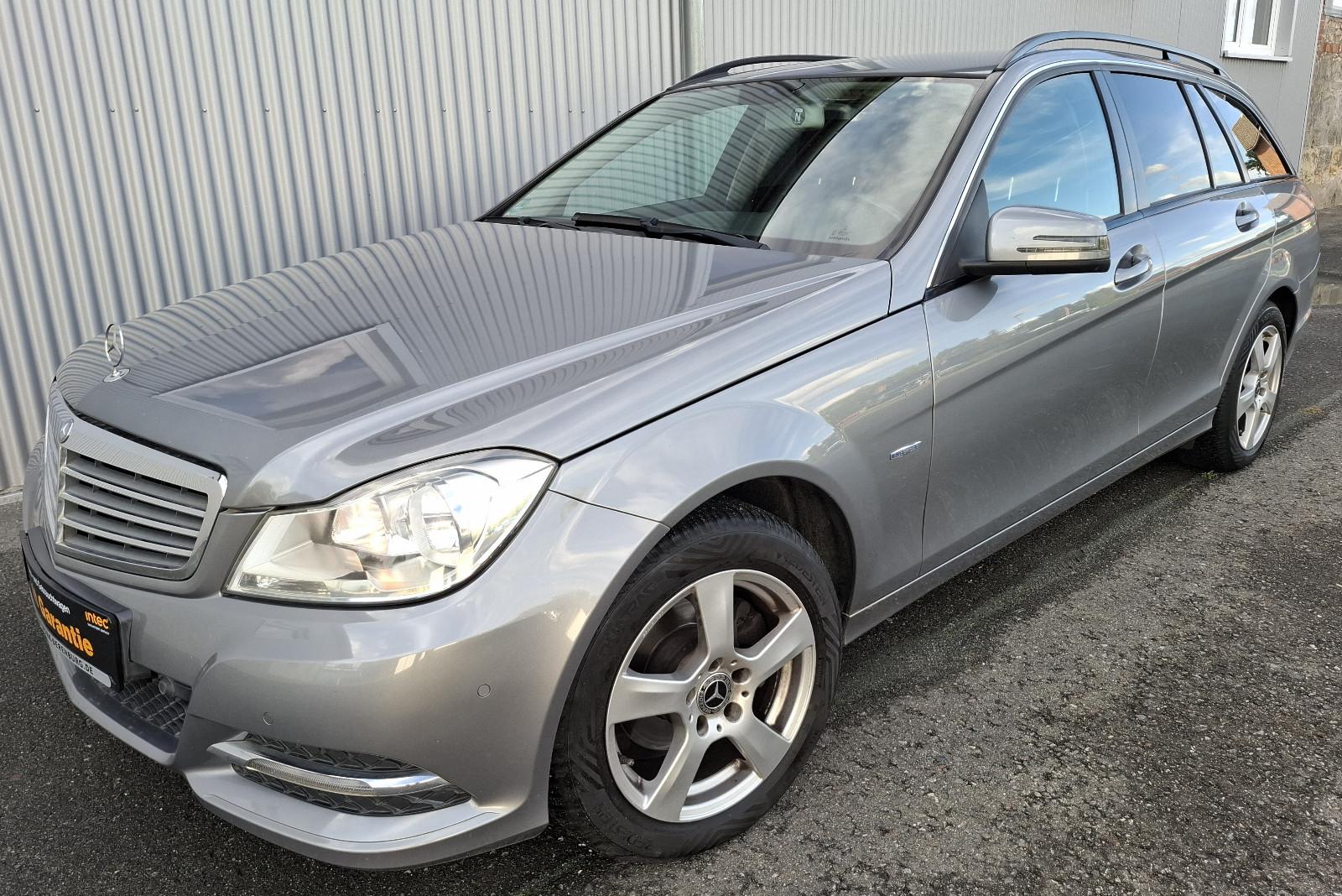 Mercedes-Benz C 180 T  CGI BlueEfficiency  *AHK