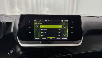 Fahrzeugverkauf 20 Peugeot 2008 Allure Pack AT LED SH Navi Kamera