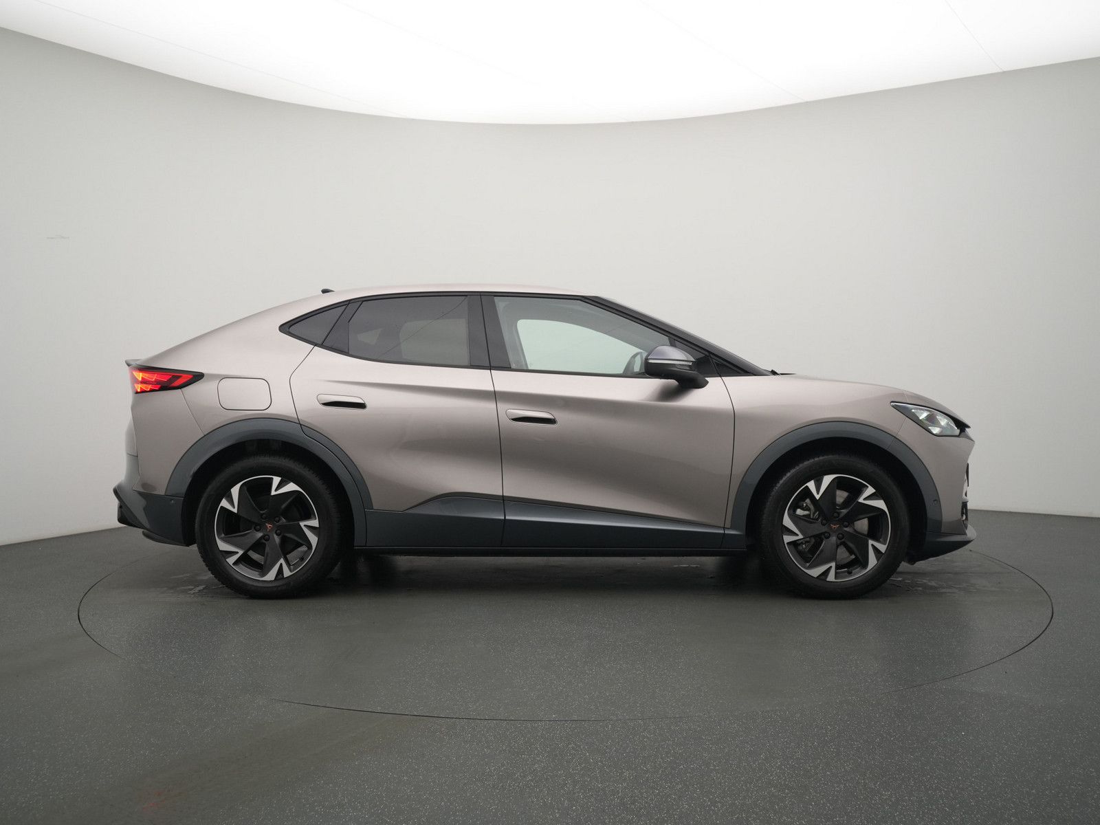 Cupra Tavascan - Bild 3