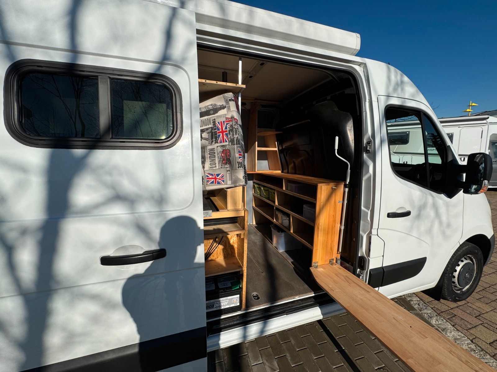 Fahrzeugabbildung Opel Movano B Kasten/Kombi HKa L2H2 3,5t