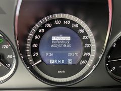 MERCEDES-BENZ GLK 220 CDI / ORG. 27.tKM / RENTNER /20 ZOLL MERCEDES-BENZ GLK 220 CDI / ORG. 27.tKM / RENTNER /20 ZOLL