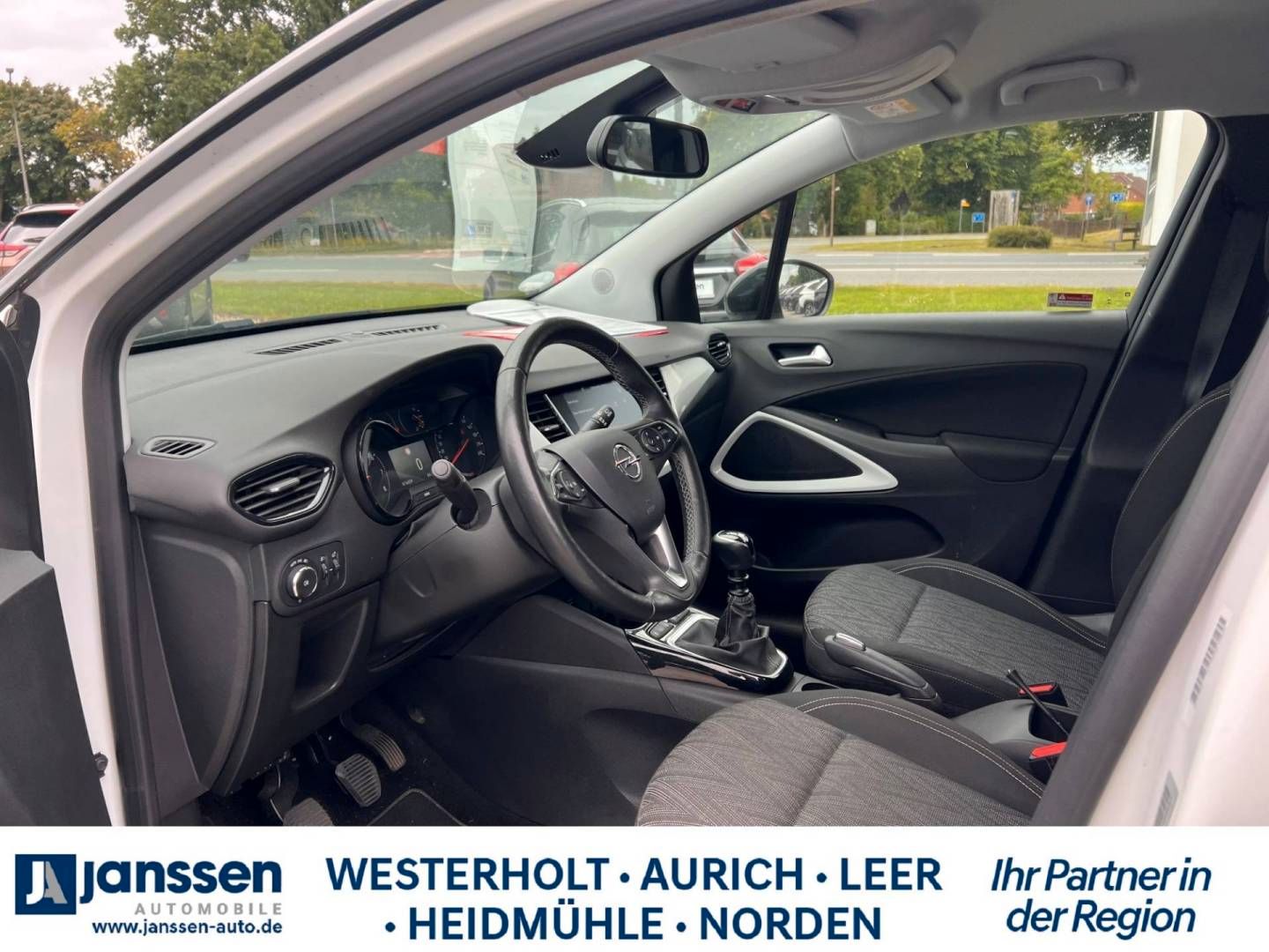 Fahrzeugabbildung Opel Crossland X 1.2 Start/Stop