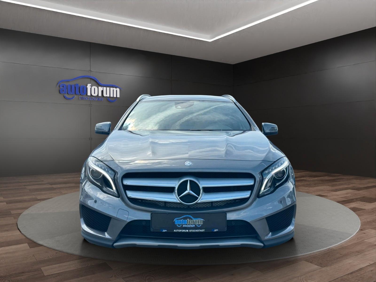 Mercedes-Benz GLA 200 AMG°NAVI°BI-XENON°HARMAN&KARDON°20"LM