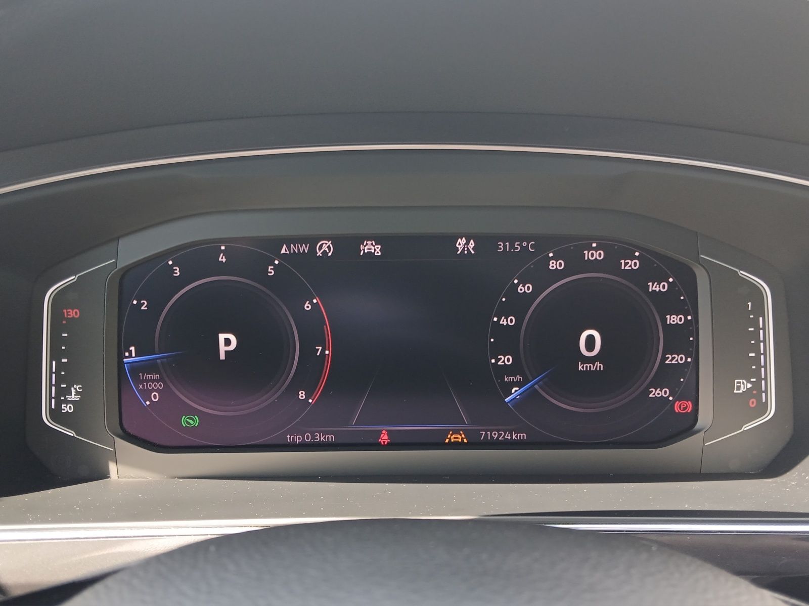 Fahrzeugabbildung Volkswagen Tiguan Allspace TSI 4M R-Line Highline LED AHK N