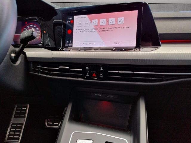 Golf MOVE 1.5 eTSI DSG Klima Navi Einparkhilfe