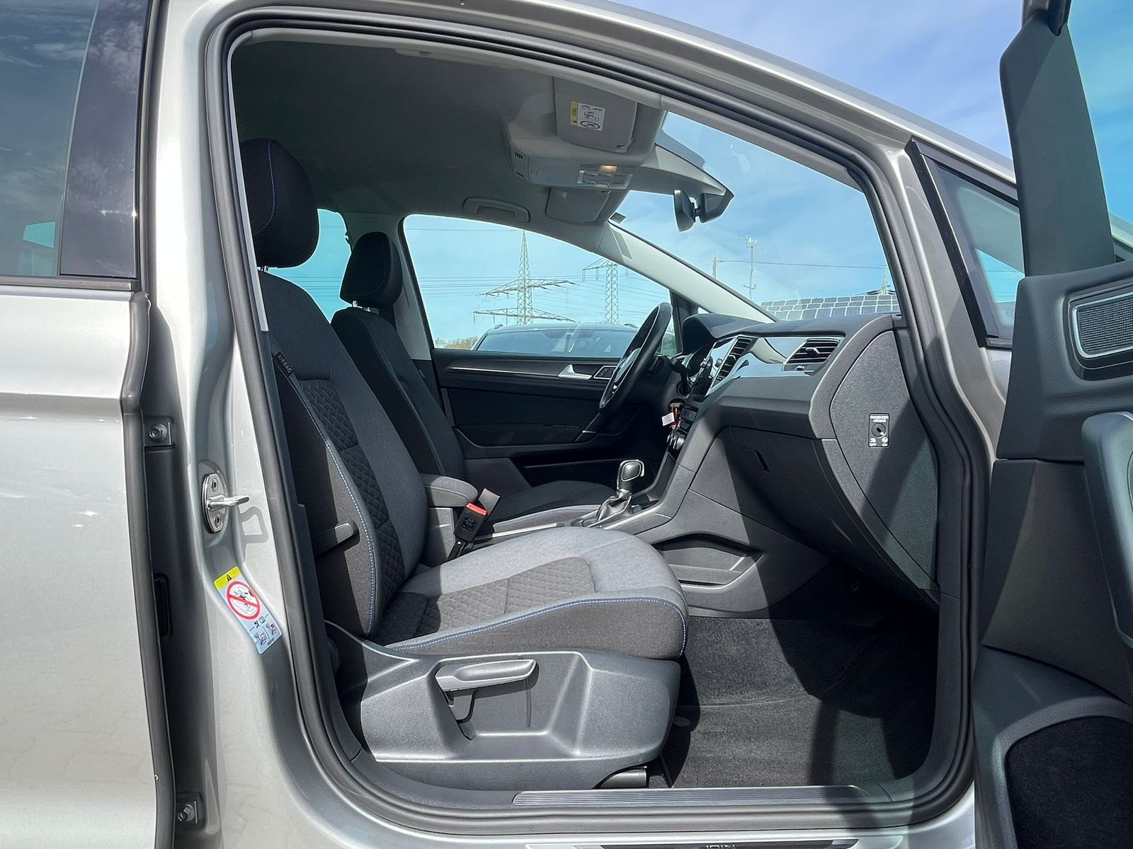 Fahrzeugabbildung Volkswagen Golf Sportsvan 1.5 TSI DSG Join LED*ACC*KAMERA