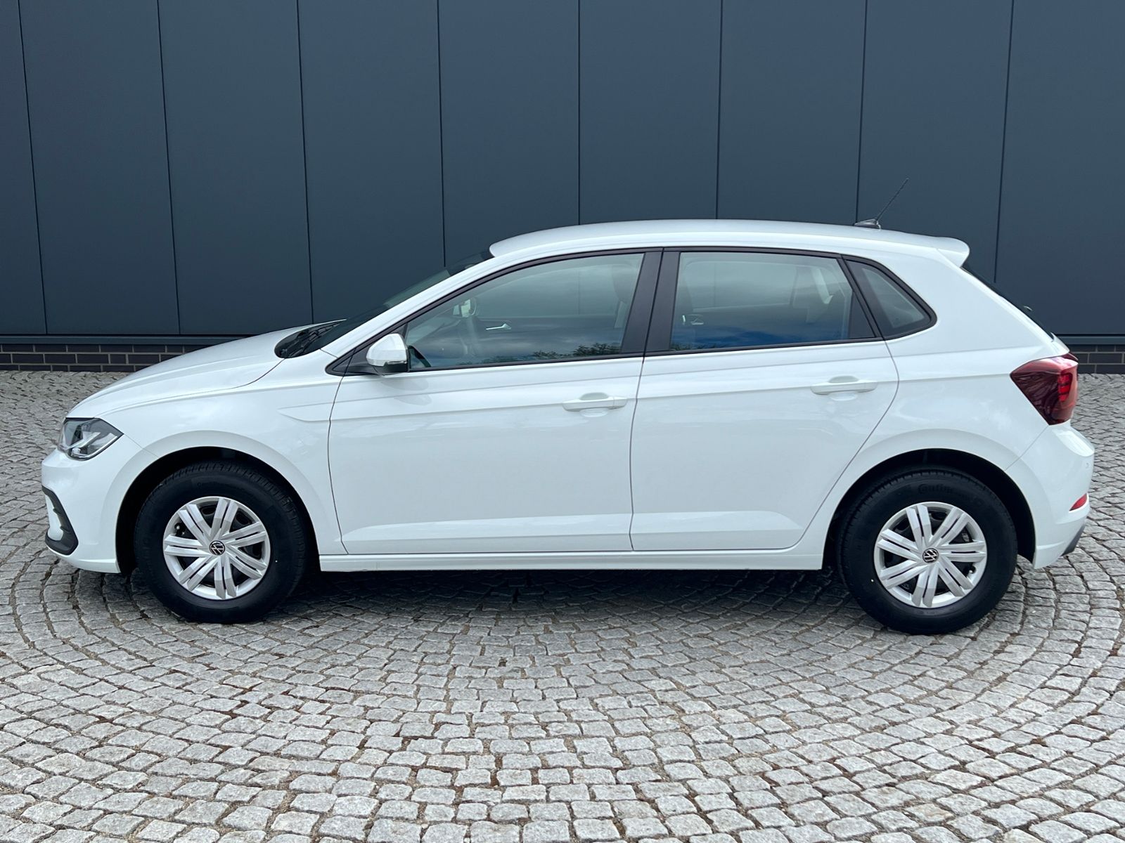 Fahrzeugabbildung Volkswagen Polo 1.0 MPI *LED, Klima, Sitzhzg., AppConnect,
