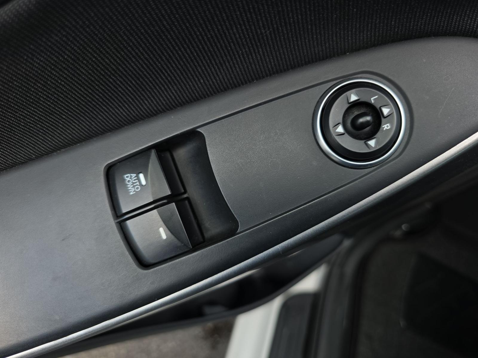 Hyundai i30 1.4 Classic Sitzheizung PDC Bluetooth Klima