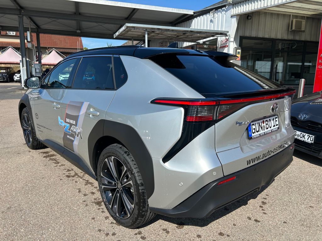 Toyota bZ4X Lounge foto 3