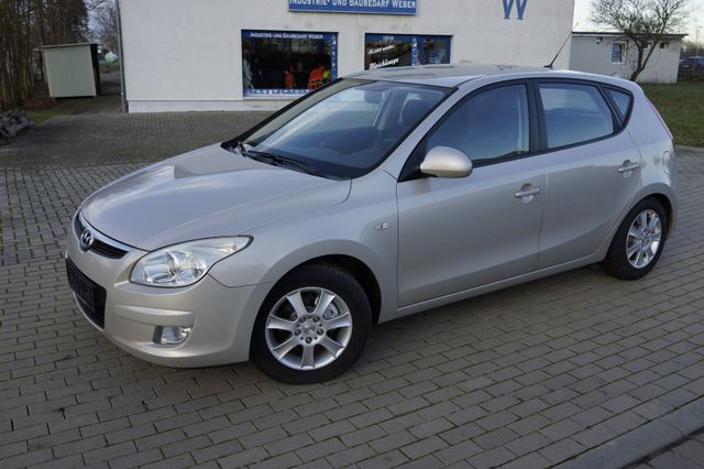 Hyundai i30 Comfort*2 Hand*NEU Motor bei 225.000 km*