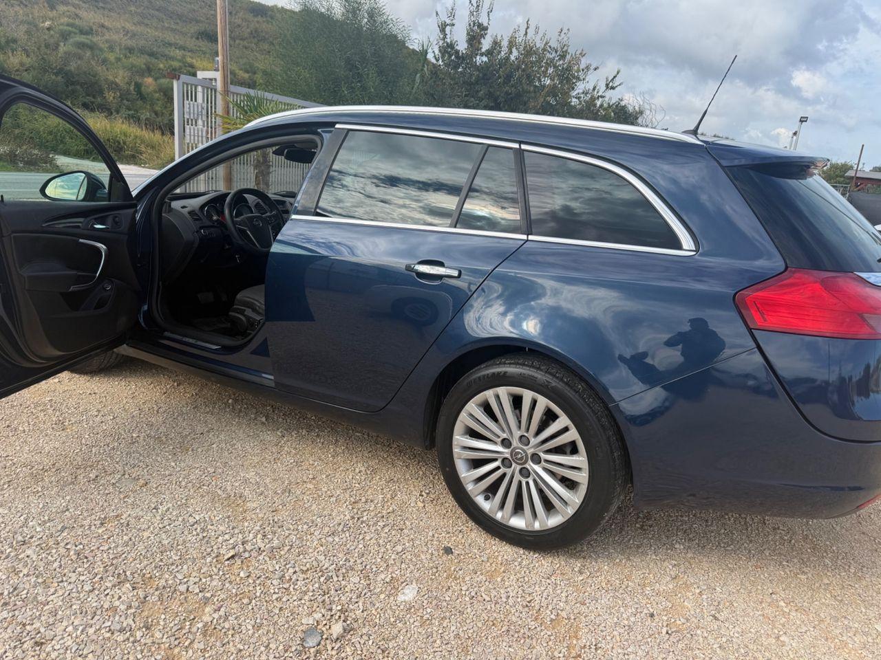 Opel Insignia 2013 — photo 12