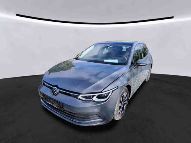 Golf VIII 2.0 TDI DSG PANO+KAMERA+IQ.LIGHT+NAVI+