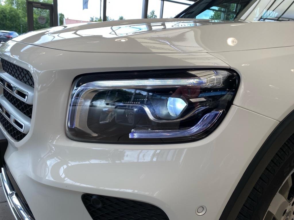 Mercedes-Benz GLB 200 d 4M PROGESSIVE+PANO+AHK+SOUND+KAM+MBEAM