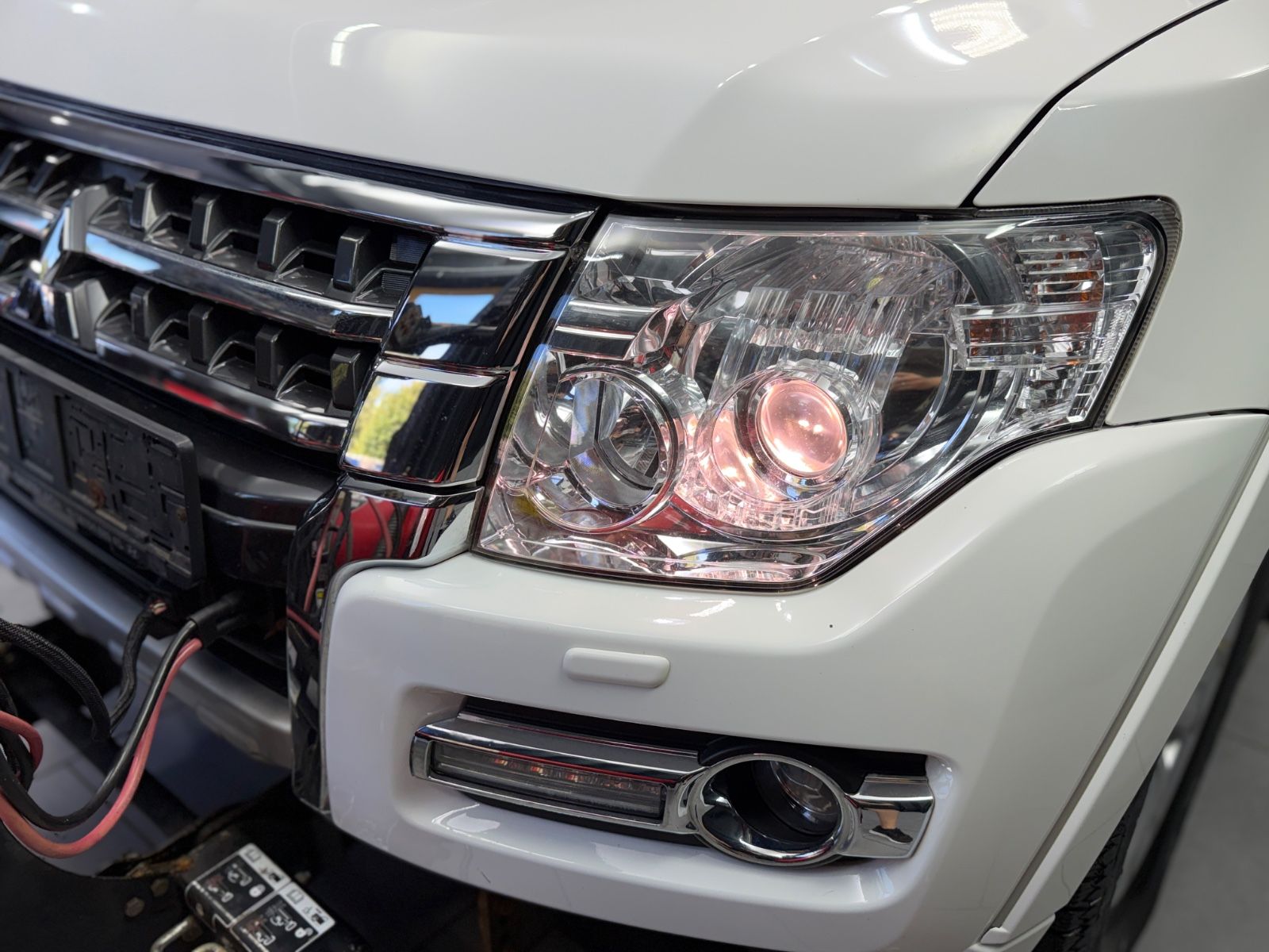 Fahrzeugabbildung Mitsubishi Pajero 3.2 DI-D Top|LEDER|NAVI|SCHNEESCHILD|BOSS