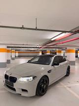 BMW M5 Competition/Facelift/Softclose/ServiceNeu/2H - BMW M5: Competition