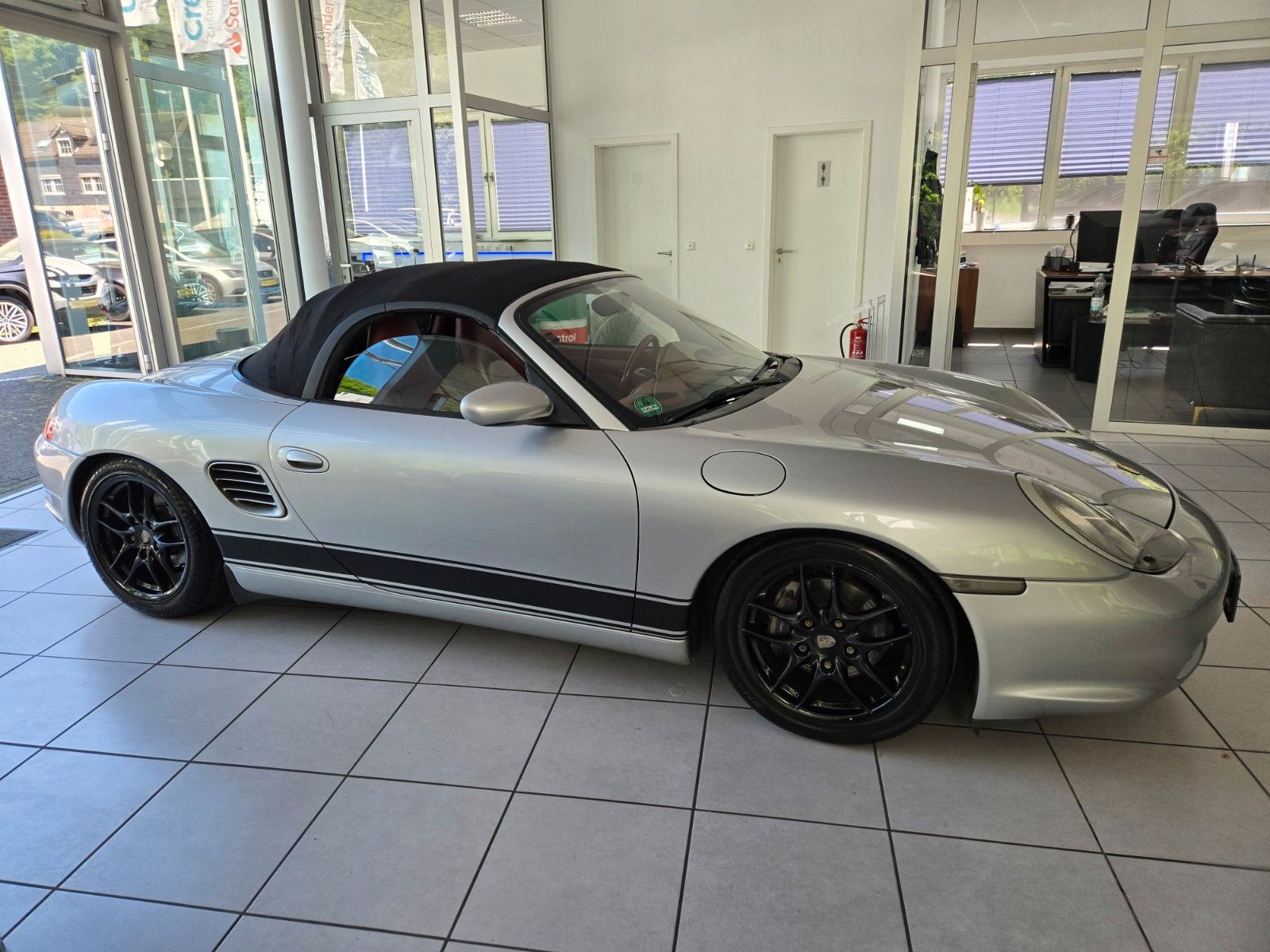 Fahrzeugabbildung Porsche Boxster 2.7