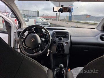 Peugeot 108 - 12