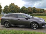 Toyota Avensis 2,0-l-D-4D Edition-S Touring Sports - Toyota Avensis: 2.4