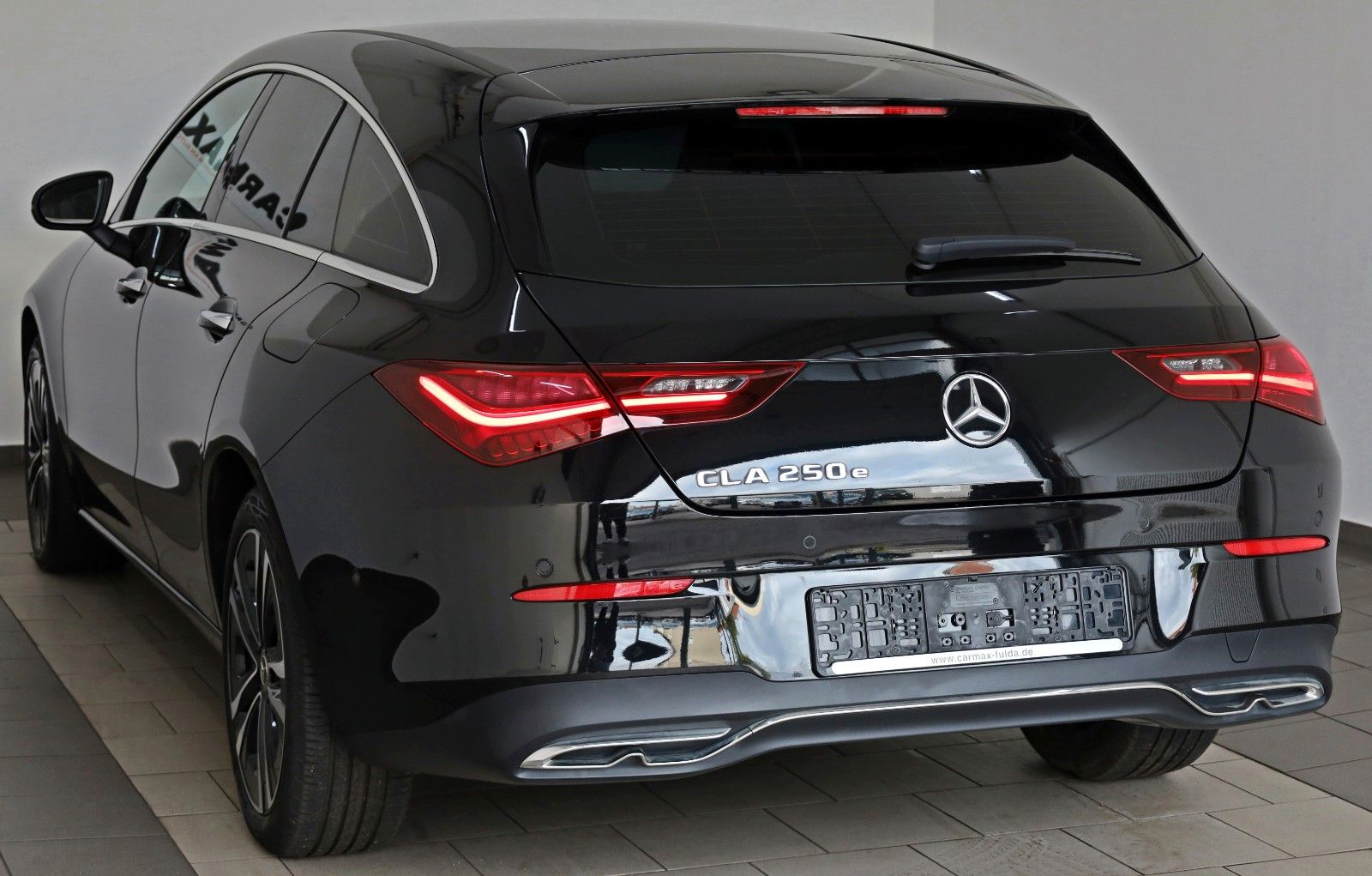 Fahrzeugabbildung Mercedes-Benz CLA 250 SB,Leder,Navi,LED,SH,Kamera,ACC,FACELIFT
