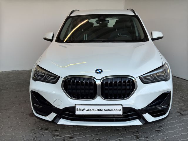 BMW X1 xDrive25e Sport Line Navi.LED.AHK.PDC.SHZ.MFL