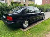 BMW 523i E39 · bald Oldtimer · Top gepflegt  - BMW 5er Reihe E39 mit Benzin-Antrieb