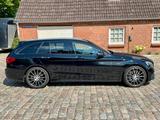Mercedes-Benz Top gepflegter C 450 AMG 4MATIC T Autom. AMG - Mercedes-Benz C 450 AMG aus 2015