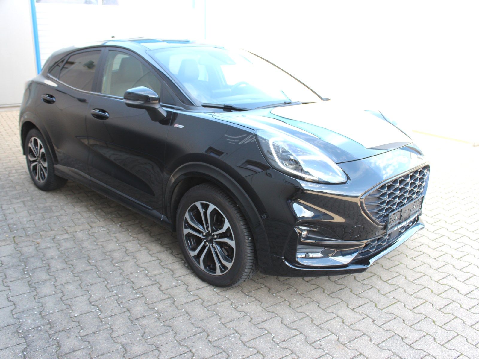 Fahrzeugabbildung Ford Puma ST-Line X 1,0 EcoBoost Mild Hybrid